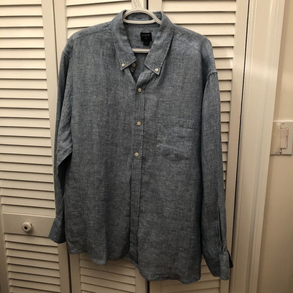 J Crew light blue 100% linen shirt, collar buttons, XL